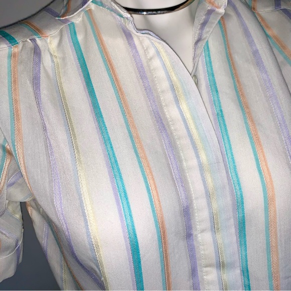 v i n t a g e :: Whimsical Striped Puff Sleeve Buttoned Shirt - Picture 4 of 10